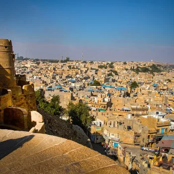 1024px-View_from_Jaisalmer_fort